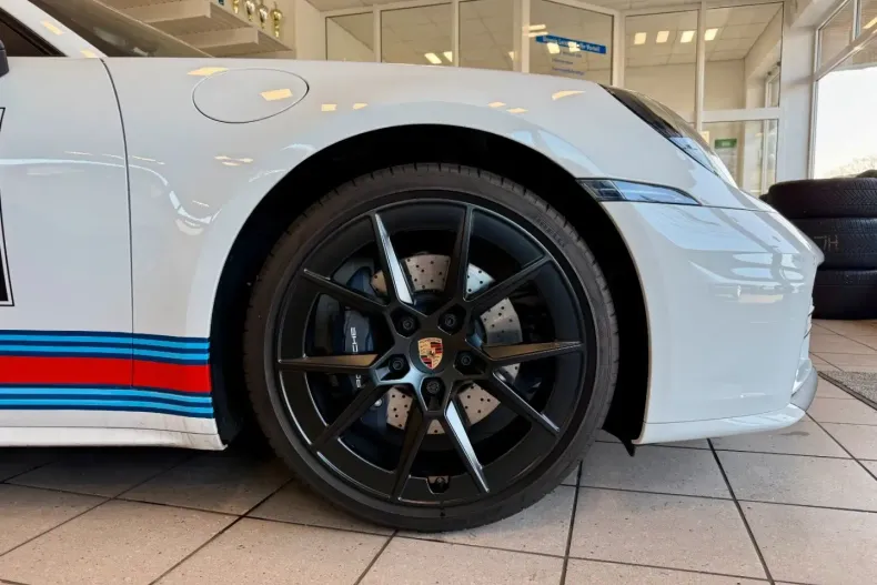 Porsche 992 din 2024 cu 6.471 km - oferta POR196704 - foto 9