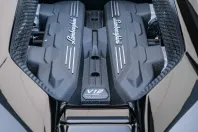 Lamborghini Revuelto din 2024 cu 5.320 km - oferta LAM196705 - foto 16