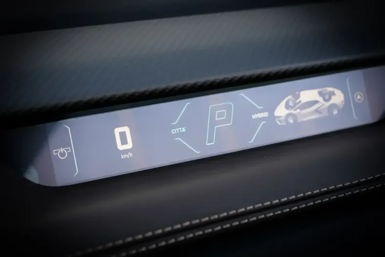 Lamborghini Revuelto din 2024 cu 5.320 km - oferta LAM196705 - foto 17