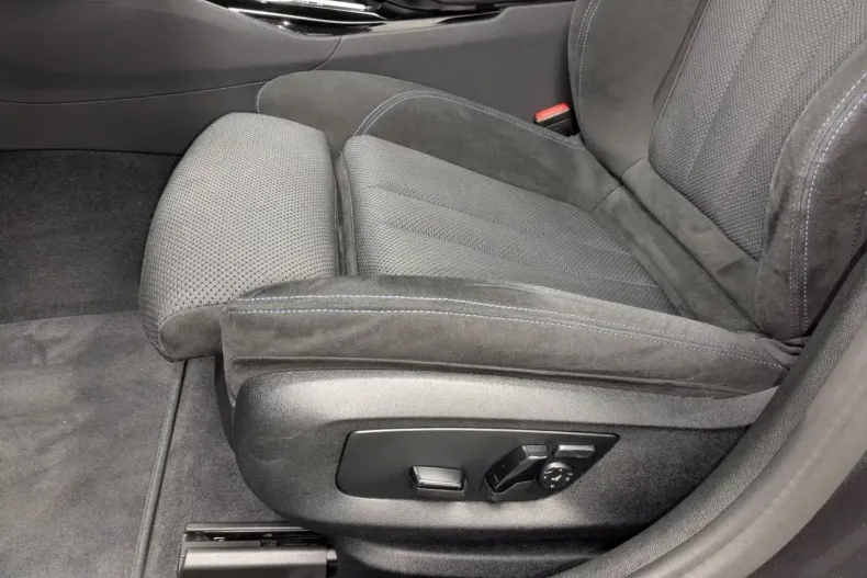 BMW 530 (Seria 5) din 2021 cu 74.091 km - oferta BMW196709 - foto 14