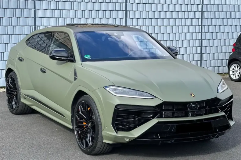 Lamborghini Urus din 2025 cu 12.500 km - oferta LAM196719 - foto 1