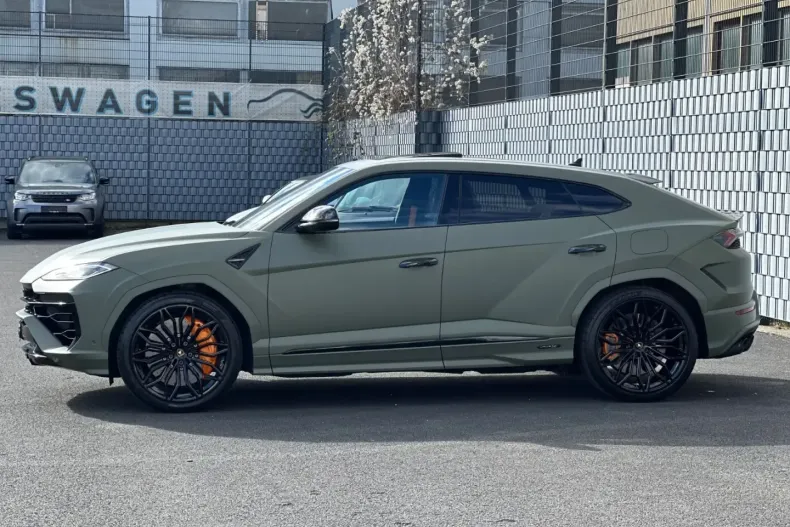 Lamborghini Urus din 2025 cu 12.500 km - oferta LAM196719 - foto 6