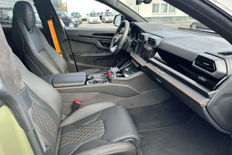 Lamborghini Urus din 2025 cu 12.500 km - oferta LAM196719 - foto 17