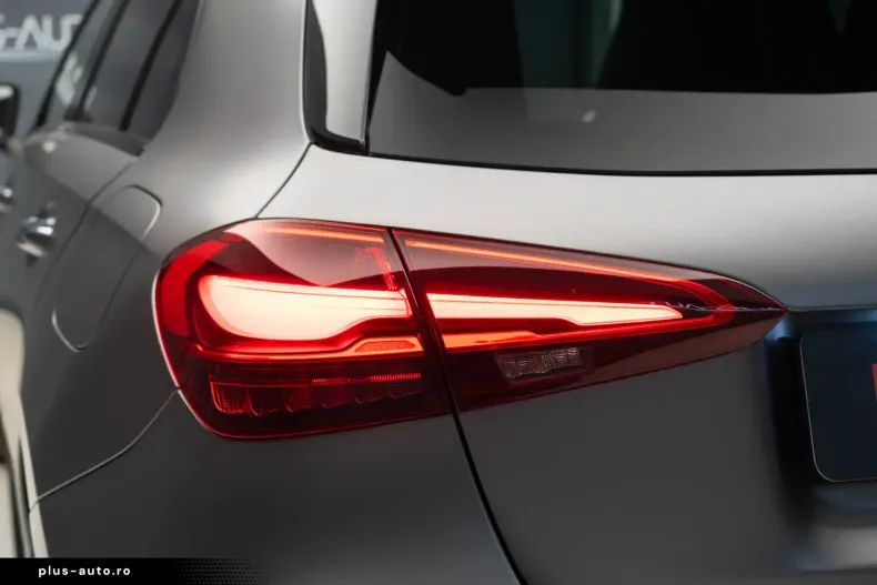 Mercedes-Benz A 35 AMG (Clasa A) din 2023 cu 12.000 km - oferta MER196723 - foto 14