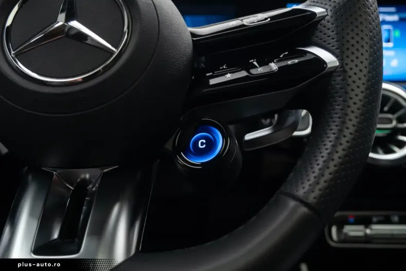 Mercedes-Benz A 35 AMG (Clasa A) din 2023 cu 12.000 km - oferta MER196723 - foto 21