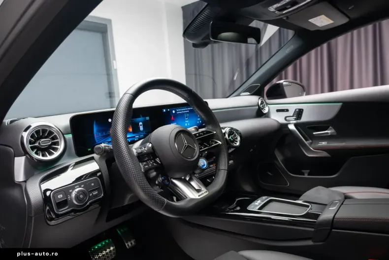 Mercedes-Benz A 35 AMG (Clasa A) din 2023 cu 12.000 km - oferta MER196723 - foto 26