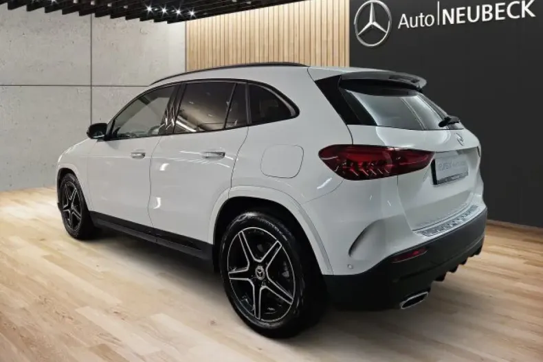 Mercedes-Benz GLA 250 (Clasa GLA) din 2024 cu 25.700 km - oferta MER196727 - foto 6