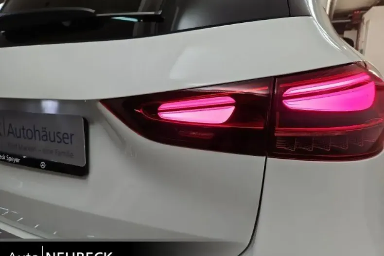 Mercedes-Benz GLA 250 (Clasa GLA) din 2024 cu 25.700 km - oferta MER196727 - foto 19