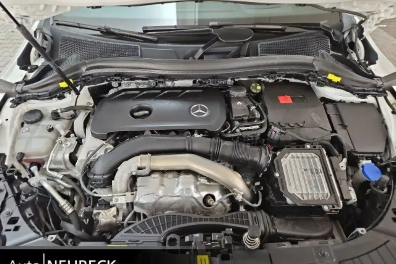 Mercedes-Benz GLA 250 (Clasa GLA) din 2024 cu 25.700 km - oferta MER196727 - foto 24