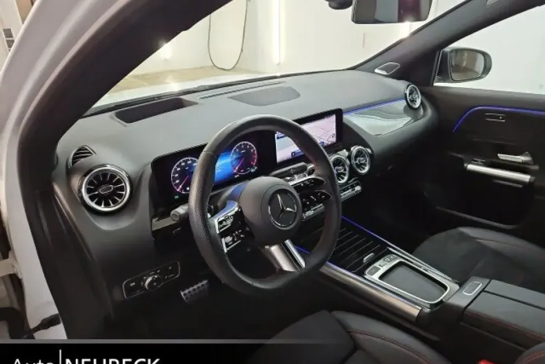 Mercedes-Benz GLA 250 (Clasa GLA) din 2024 cu 25.700 km - oferta MER196727 - foto 26