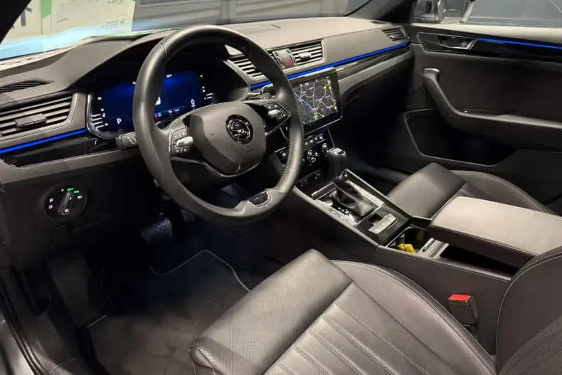 Skoda Superb din 2022 cu 45.100 km - oferta SKO196732 - foto 11