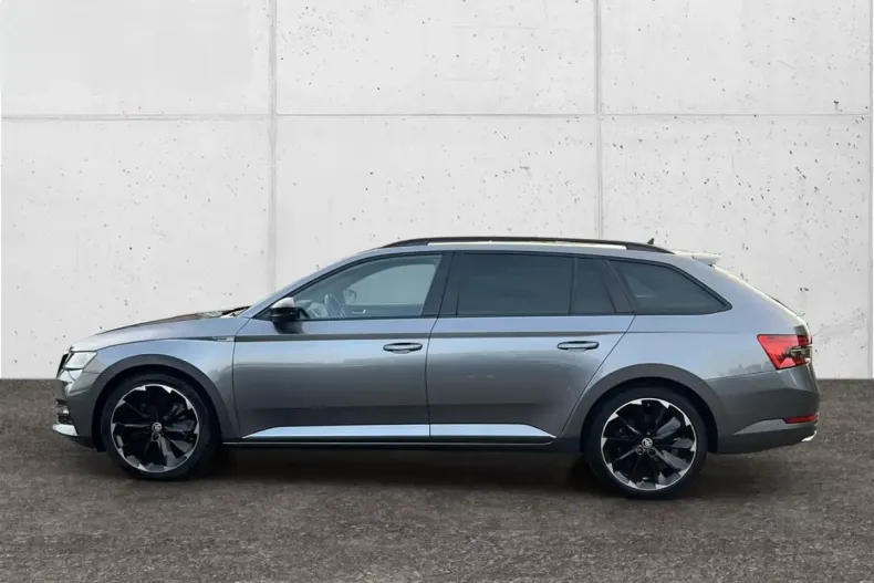 Skoda Superb din 2022 cu 62.200 km - oferta SKO196739 - foto 7