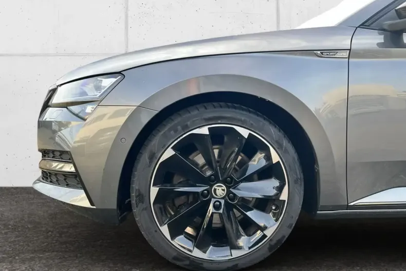 Skoda Superb din 2022 cu 62.200 km - oferta SKO196739 - foto 8