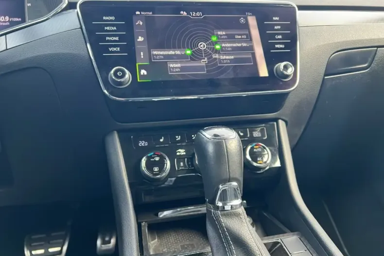 Skoda Superb din 2022 cu 62.200 km - oferta SKO196739 - foto 9