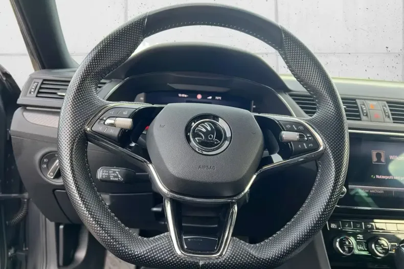 Skoda Superb din 2022 cu 62.200 km - oferta SKO196739 - foto 10