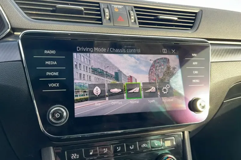 Skoda Superb din 2022 cu 62.200 km - oferta SKO196739 - foto 17