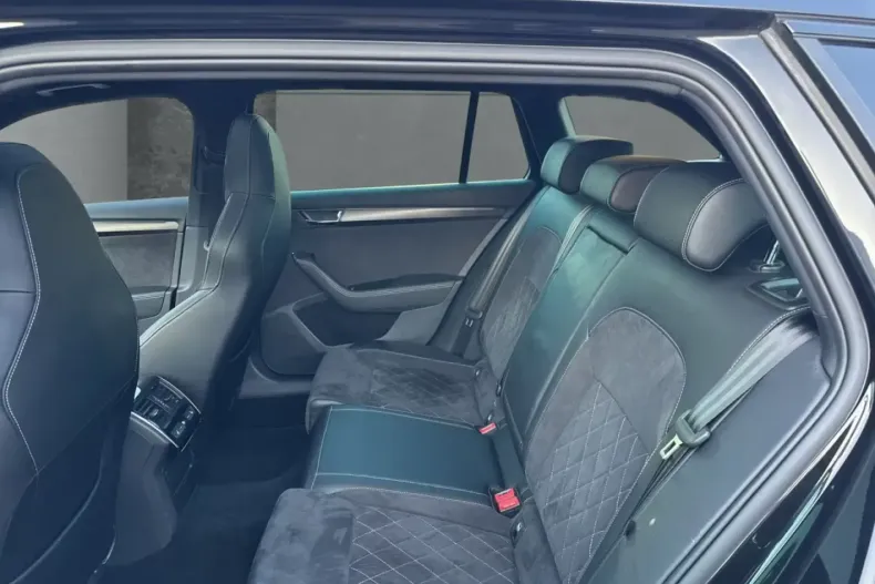 Skoda Superb din 2022 cu 83.100 km - oferta SKO196741 - foto 10