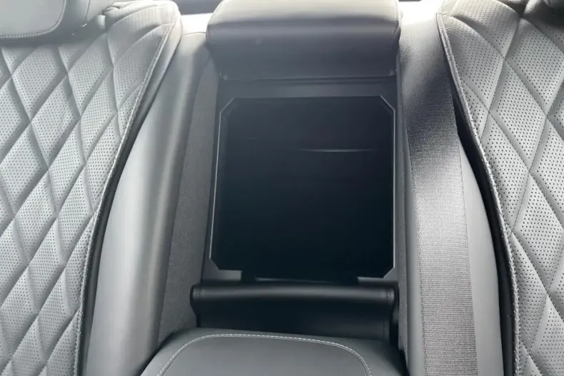 Mercedes-Benz S 350 (Clasa S) din 2023 cu 16.730 km - oferta MER196748 - foto 24