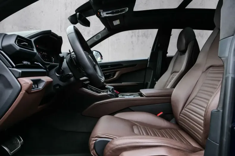 Lamborghini Urus din 2024 cu 10.860 km - oferta LAM196752 - foto 9