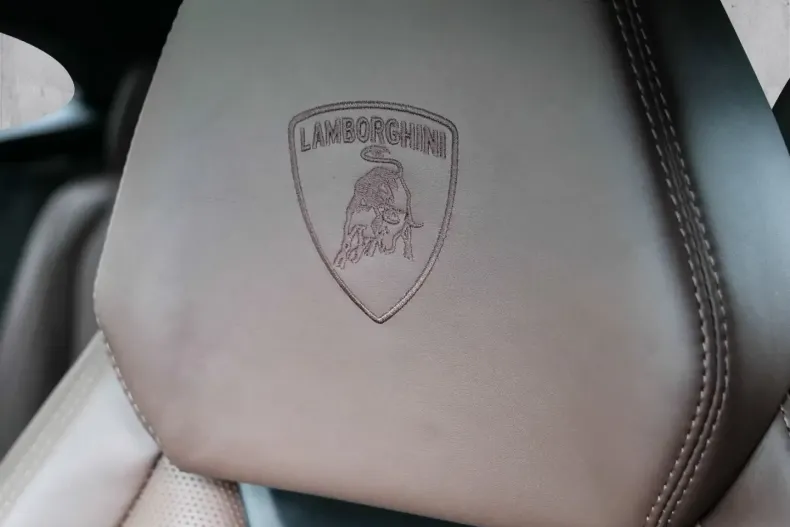 Lamborghini Urus din 2024 cu 10.860 km - oferta LAM196752 - foto 27