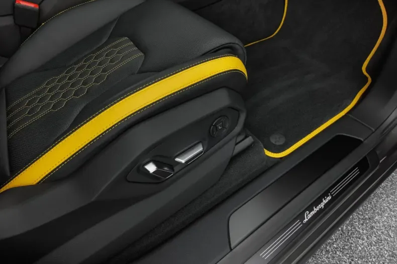 Lamborghini Urus din 2025 cu 24.000 km - oferta LAM196754 - foto 14