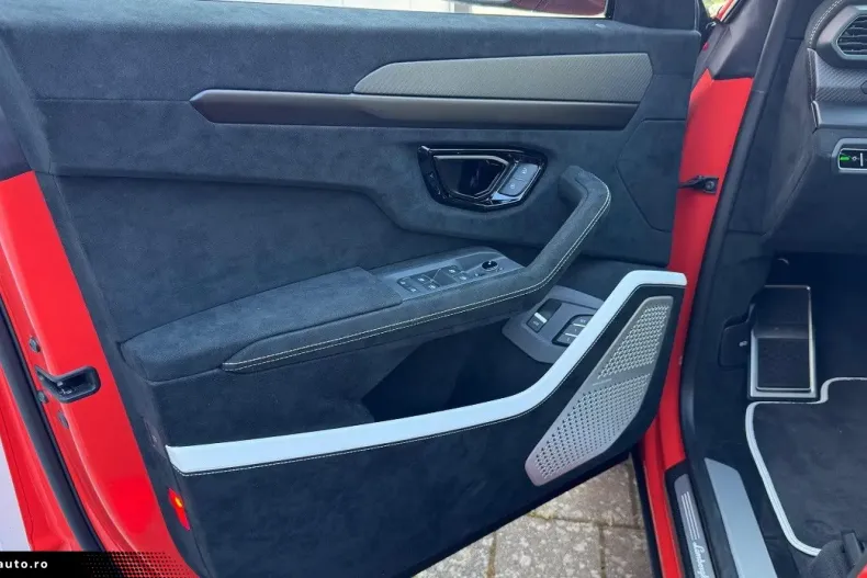 Lamborghini Urus din 2025 cu 18.900 km - oferta LAM196755 - foto 10