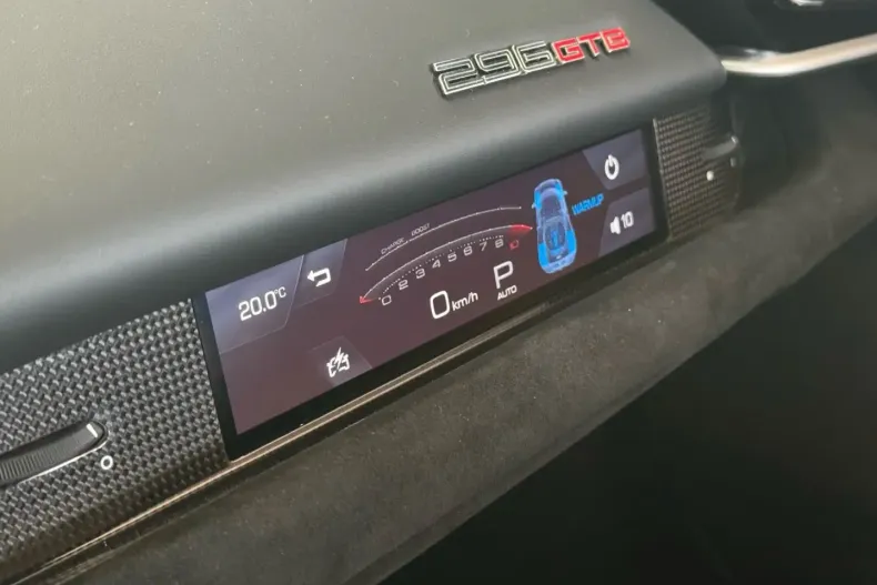 Ferrari 296 GTB din 2024 cu 5.600 km - oferta FER196757 - foto 17