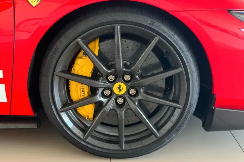 Ferrari 296 GTB din 2024 cu 5.600 km - oferta FER196757 - foto 30