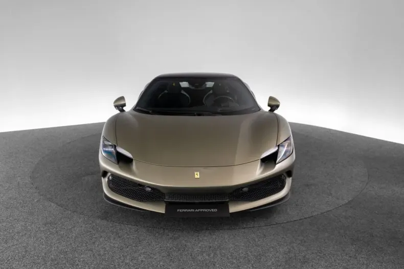 Ferrari 296 GTB din 2024 cu 3.890 km - oferta FER196758 - foto 4