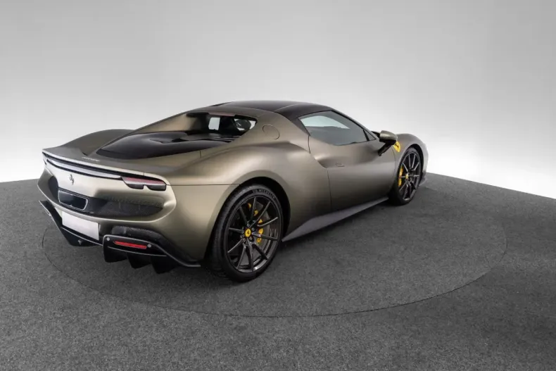 Ferrari 296 GTB din 2024 cu 3.890 km - oferta FER196758 - foto 7