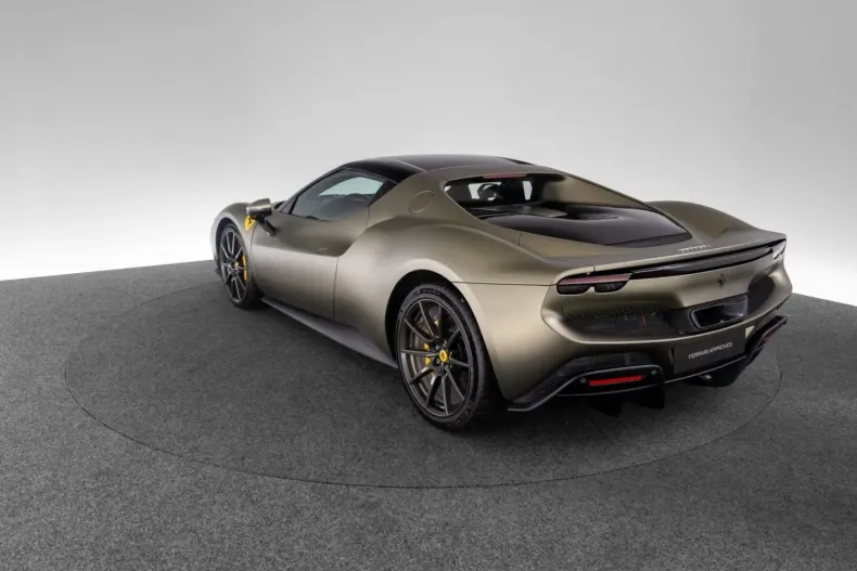 Ferrari 296 GTB din 2024 cu 3.890 km - oferta FER196758 - foto 9