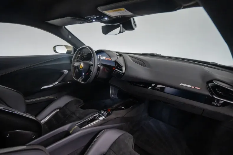 Ferrari 296 GTB din 2024 cu 3.890 km - oferta FER196758 - foto 23