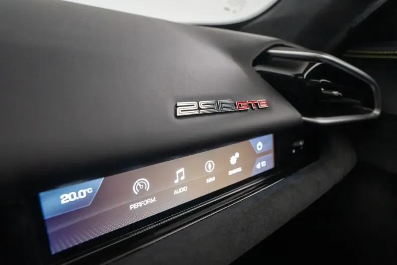 Ferrari 296 GTB din 2024 cu 3.890 km - oferta FER196758 - foto 25