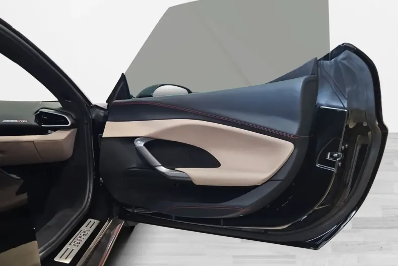 Ferrari 296 GTB din 2024 cu 5.294 km - oferta FER196760 - foto 22