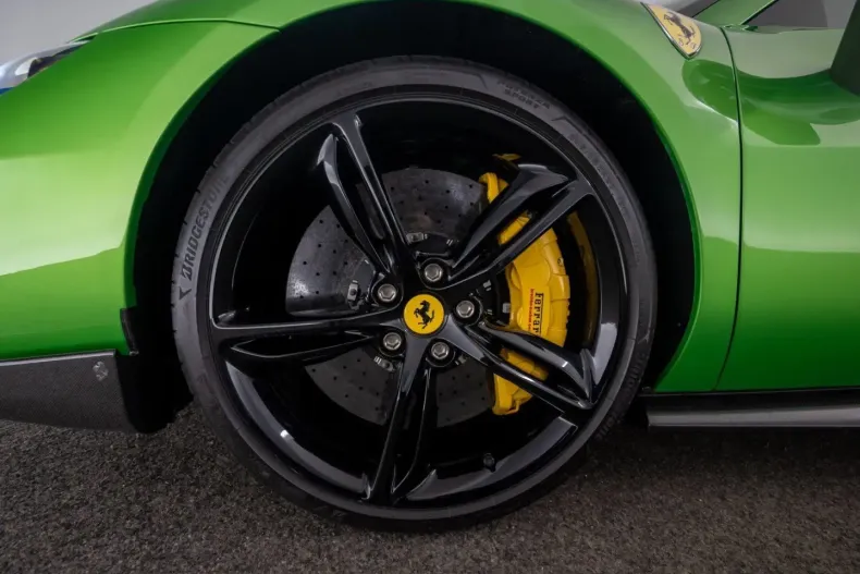 Ferrari 296 GTS din 2023 cu 3.100 km - oferta FER196761 - foto 12