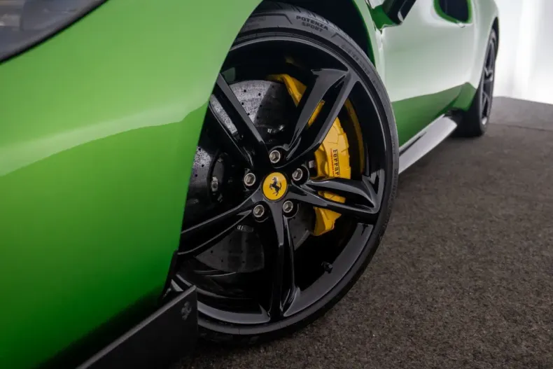 Ferrari 296 GTS din 2023 cu 3.100 km - oferta FER196761 - foto 38