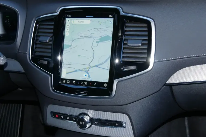 Volvo XC90 din 2025 cu 20.530 km - oferta VOL196764 - foto 8