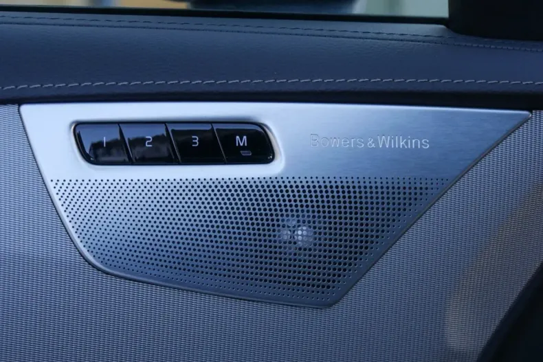 Volvo XC90 din 2025 cu 20.530 km - oferta VOL196764 - foto 13