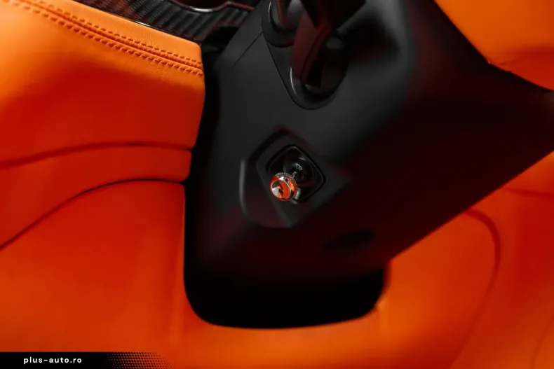 Bentley Bentayga din 2024 cu 2.200 km - oferta BEN196765 - foto 20