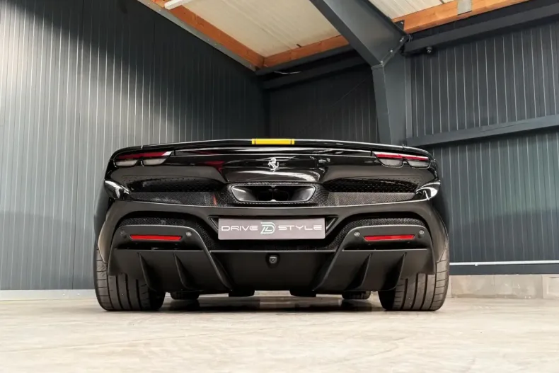 Ferrari 296 GTS din 2023 cu 9.814 km - oferta FER196766 - foto 9