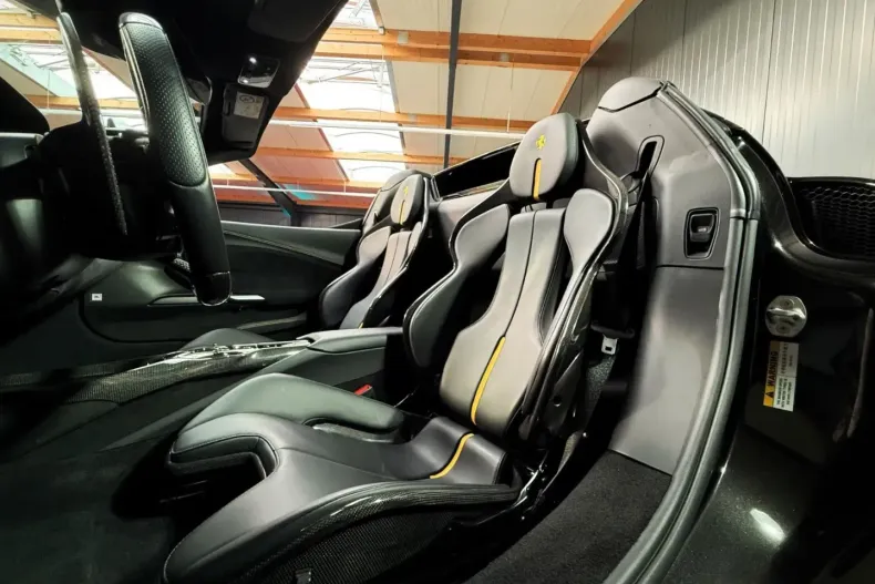 Ferrari 296 GTS din 2023 cu 9.814 km - oferta FER196766 - foto 19