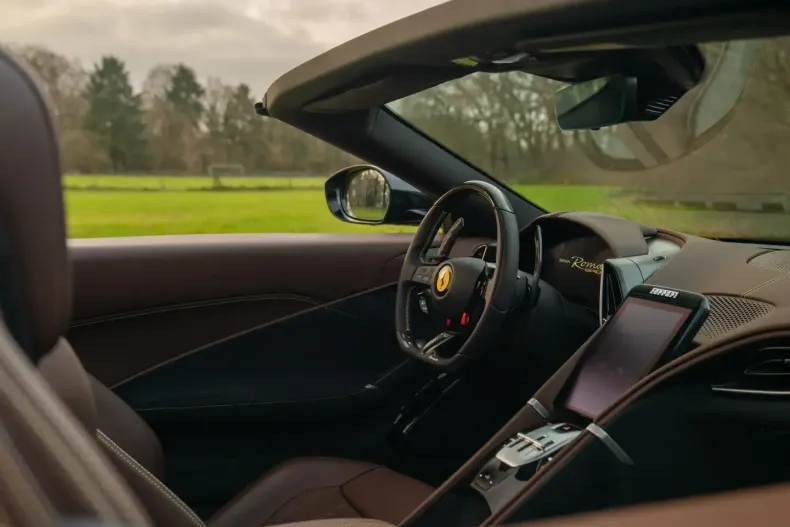 Ferrari Roma din 2024 cu 1.987 km - oferta FER196768 - foto 30