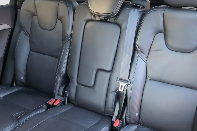 Volvo XC90 din 2024 cu 30.740 km - oferta VOL196769 - foto 12