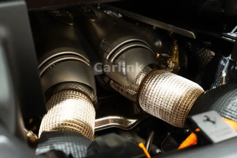 Ferrari 296 GTS din 2024 cu 1.900 km - oferta FER196772 - foto 12