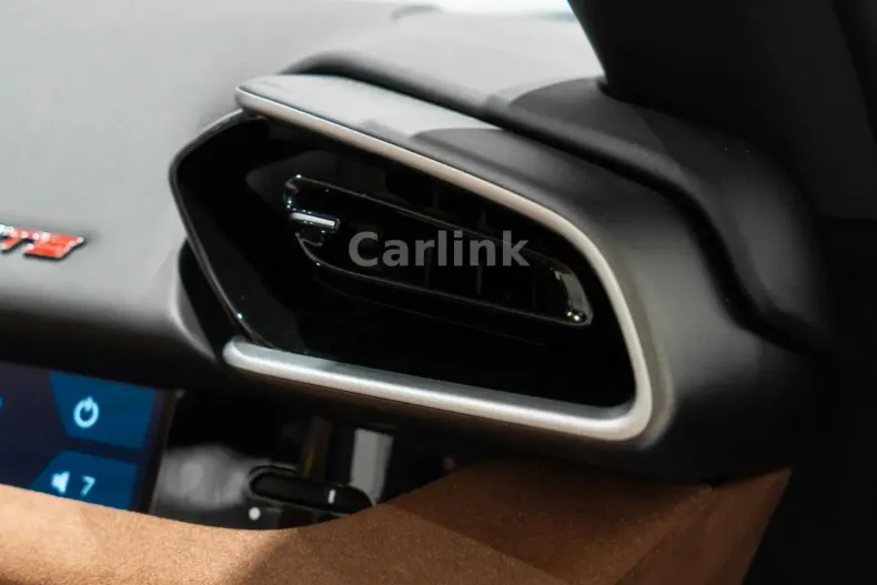 Ferrari 296 GTS din 2024 cu 1.900 km - oferta FER196772 - foto 37