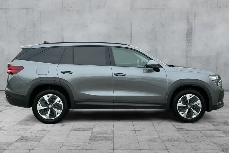 Skoda Kodiaq din 2025 cu 12.271 km - oferta SKO196774 - foto 7