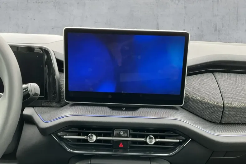 Skoda Kodiaq din 2025 cu 12.271 km - oferta SKO196774 - foto 11