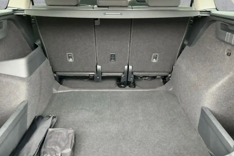 Skoda Kodiaq din 2025 cu 12.271 km - oferta SKO196774 - foto 14