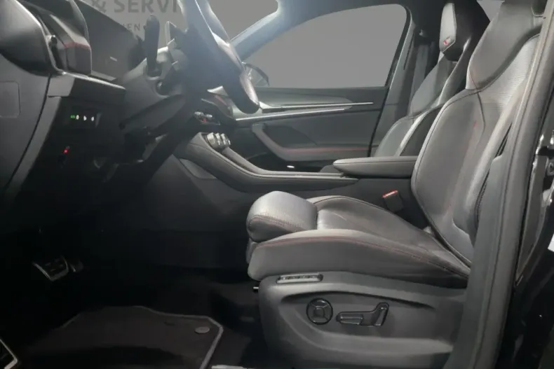 Skoda Kodiaq din 2025 cu 23.100 km - oferta SKO196775 - foto 6