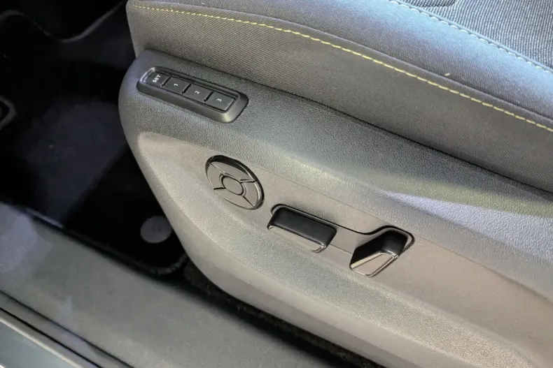 Skoda Kodiaq din 2025 cu 27.321 km - oferta SKO196776 - foto 24